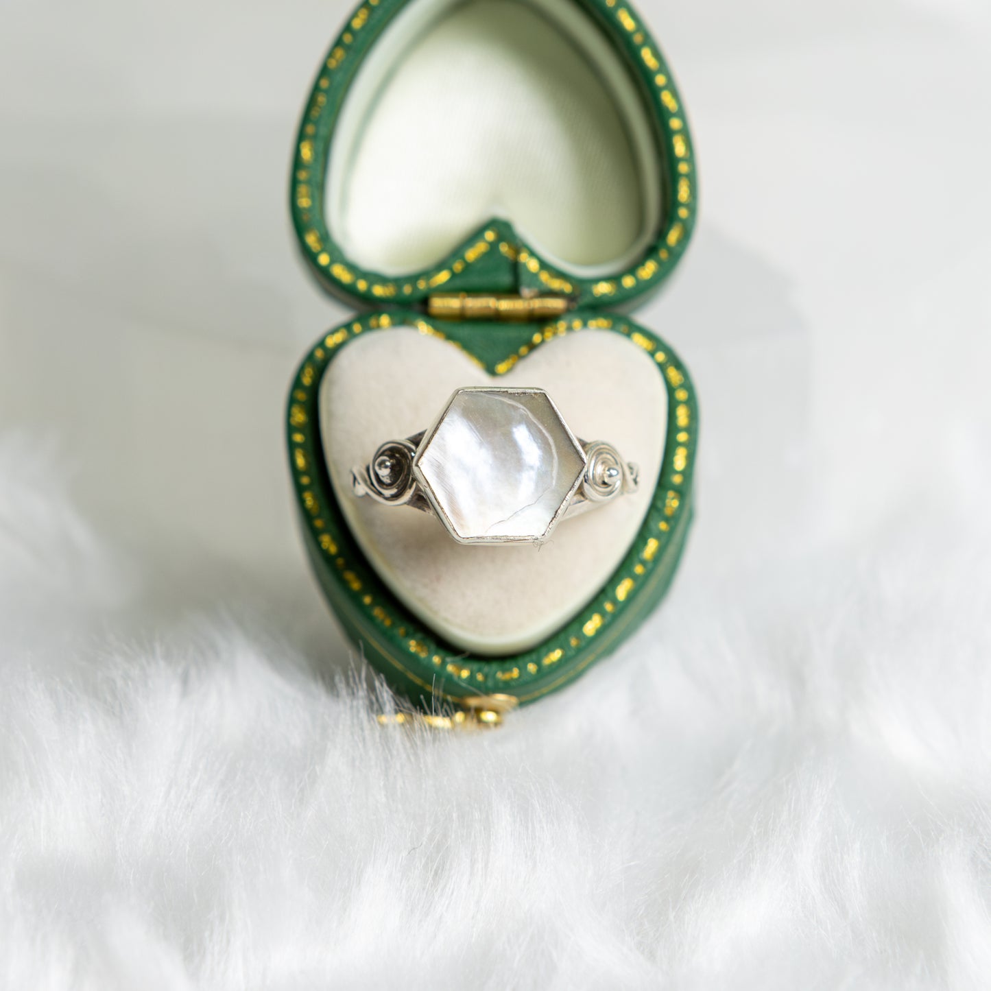 Sterling Silver Mother Of Pearl Ring Size N