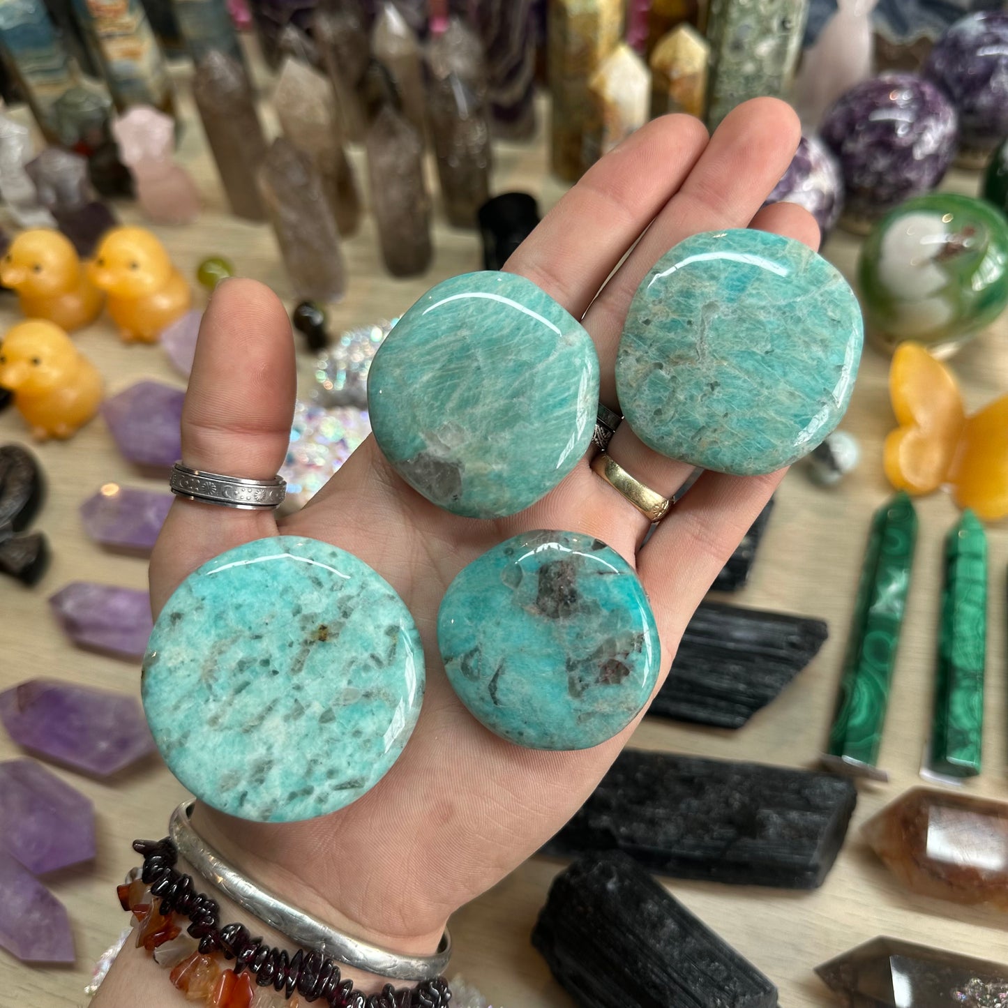 1pcs Amazonite Palm Stone