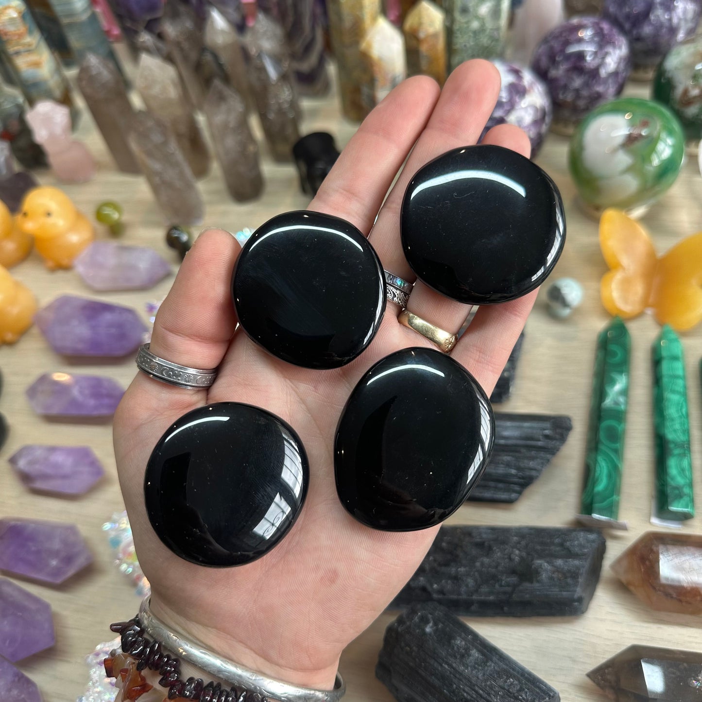 1pcs Obsidian Palm Stone