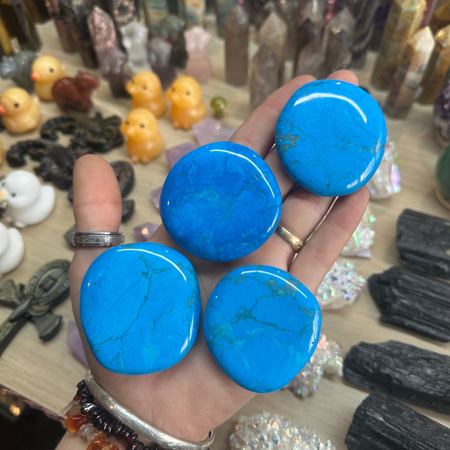 1pcs Dyed Blue Howlite