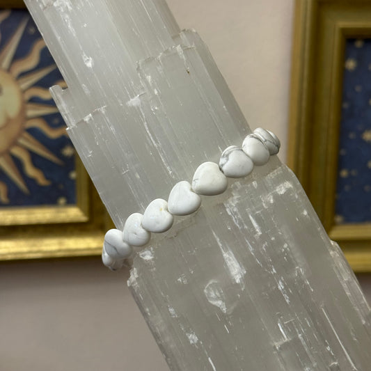 Howlite Heart Bracelet