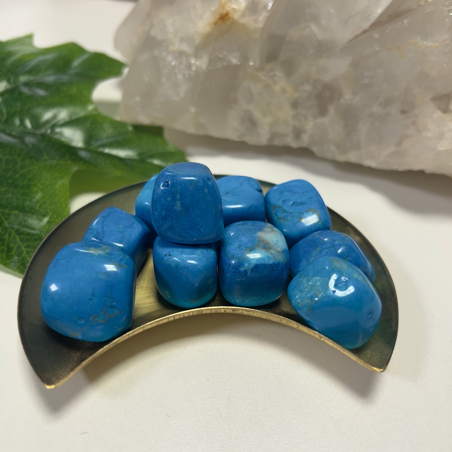 1pcs Dyed Blue Howlite