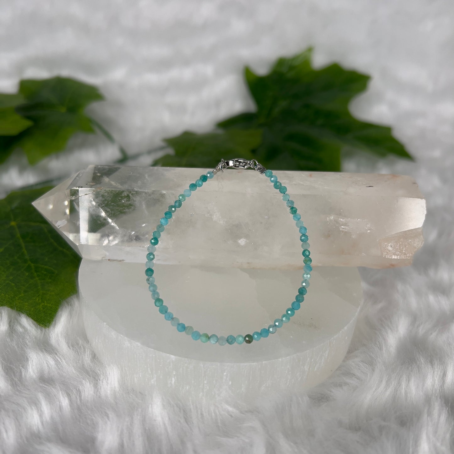 Various Adjustable Cut Gemstone Bracelet